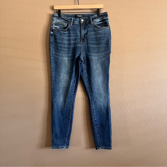 Judy Blue Skinny Fit Jeans Size 13|31 - Picture 2 of 13